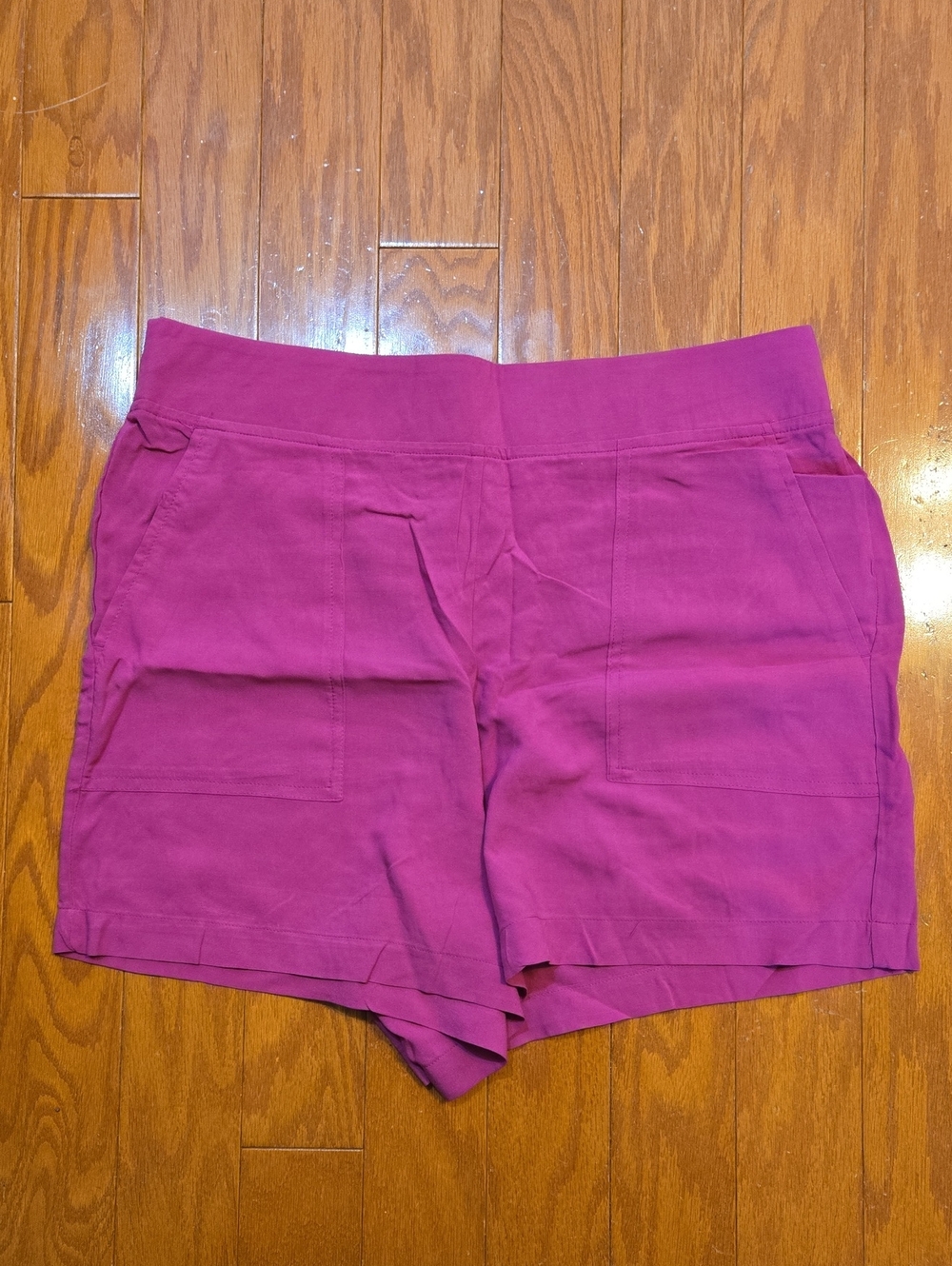 Wildfox Bright Magenta High-Waist Pull-On Shorts Size Large NWT